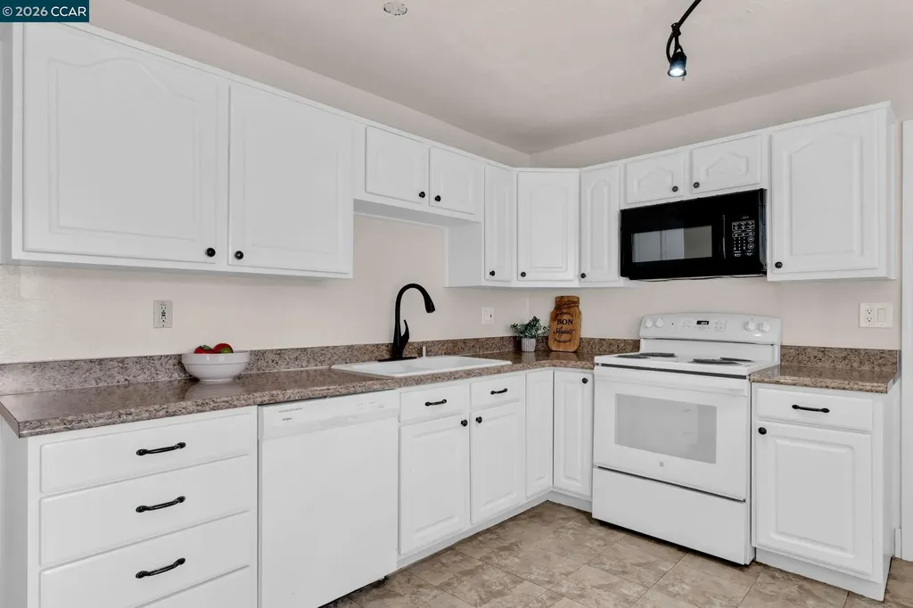 4141 Rita Drive Martinez CA 94553