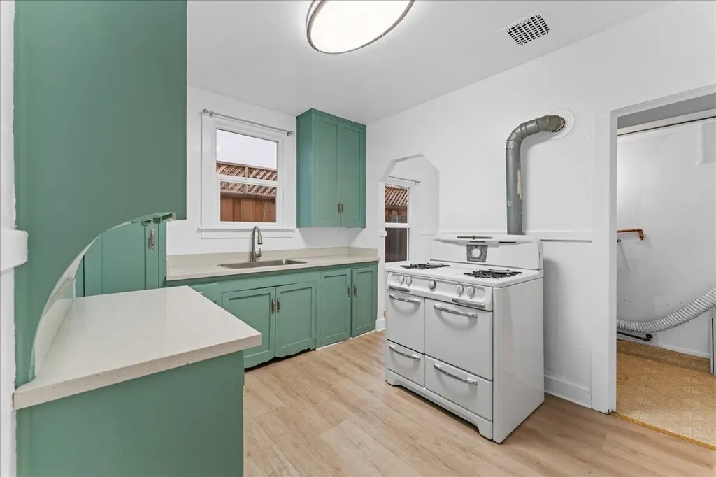 1127 Key Route Boulevard Albany CA 94706