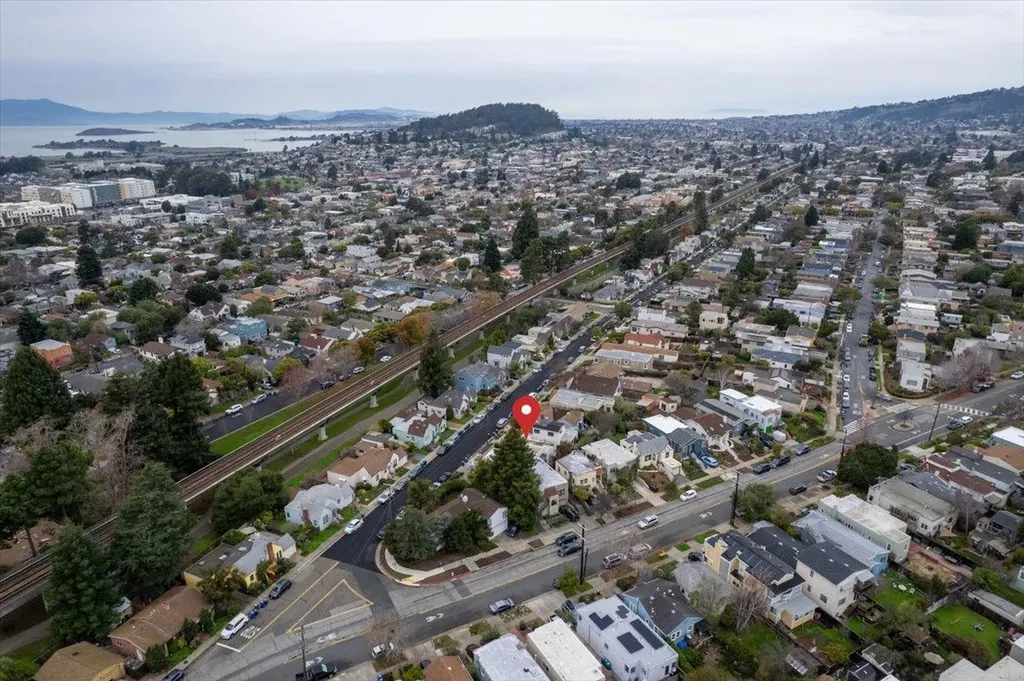 1127 Key Route Boulevard Albany CA 94706