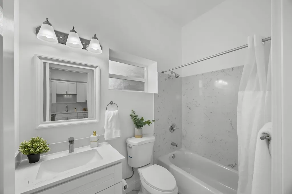 4737 Redding Street Oakland CA 94619