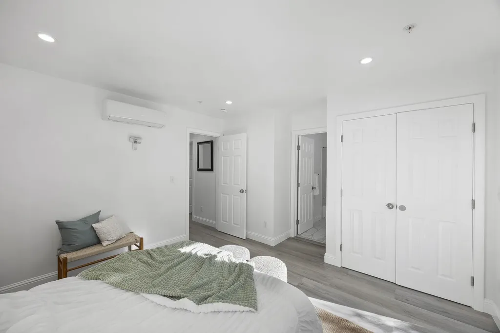 4737 Redding Street Oakland CA 94619