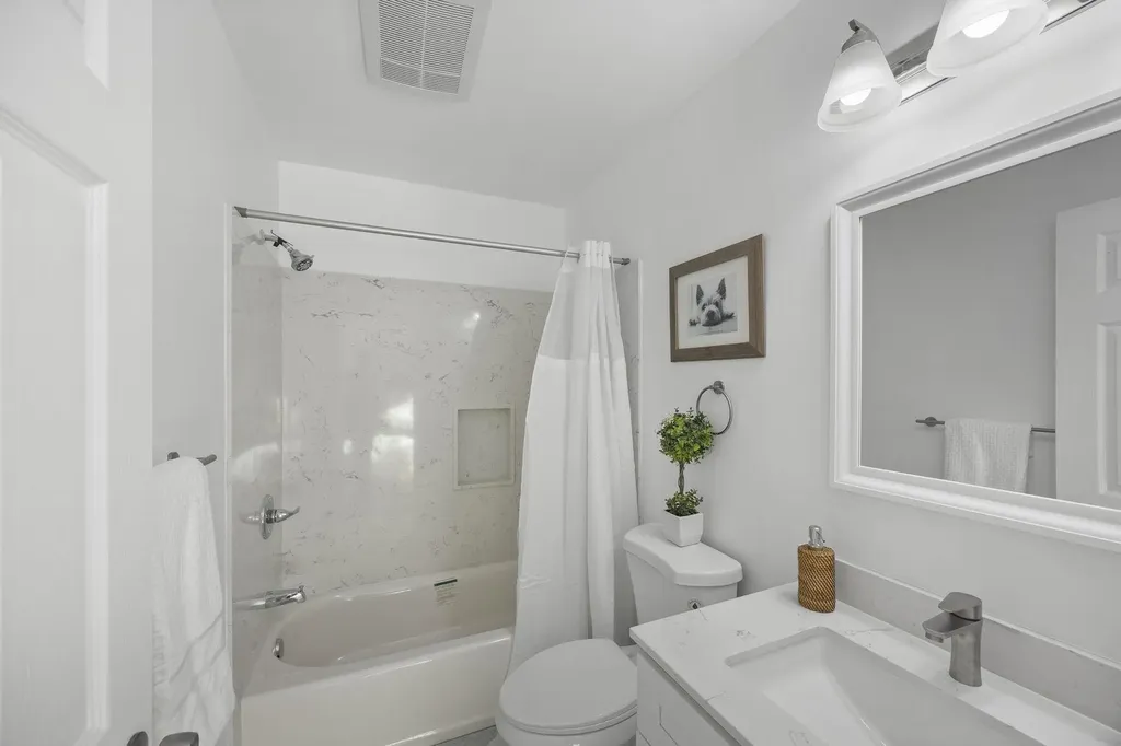 4737 Redding Street Oakland CA 94619