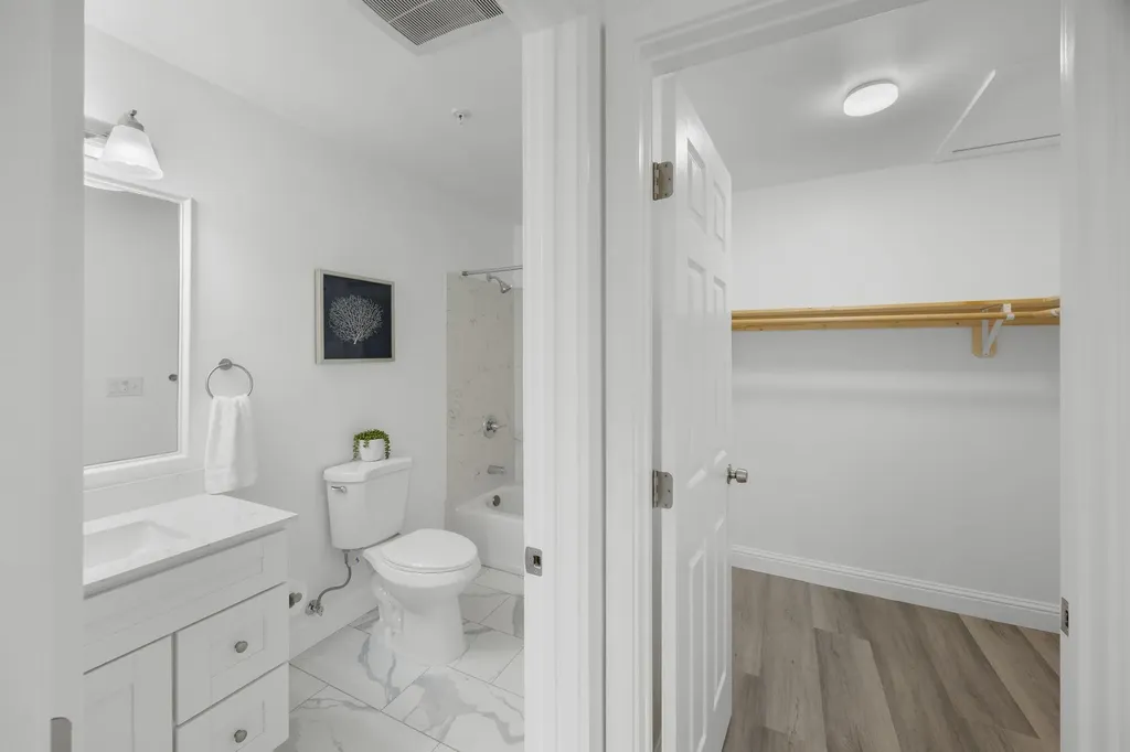 4737 Redding Street Oakland CA 94619