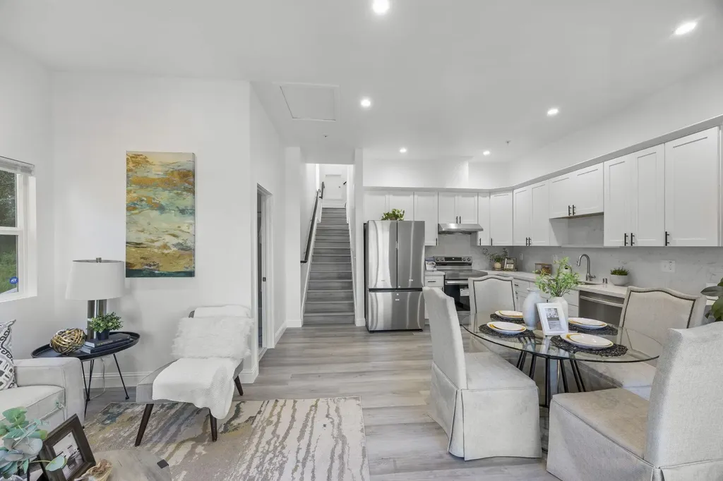 4737 Redding Street Oakland CA 94619