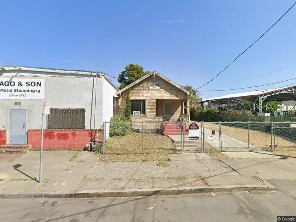 1024 50th Avenue Oakland CA 94601