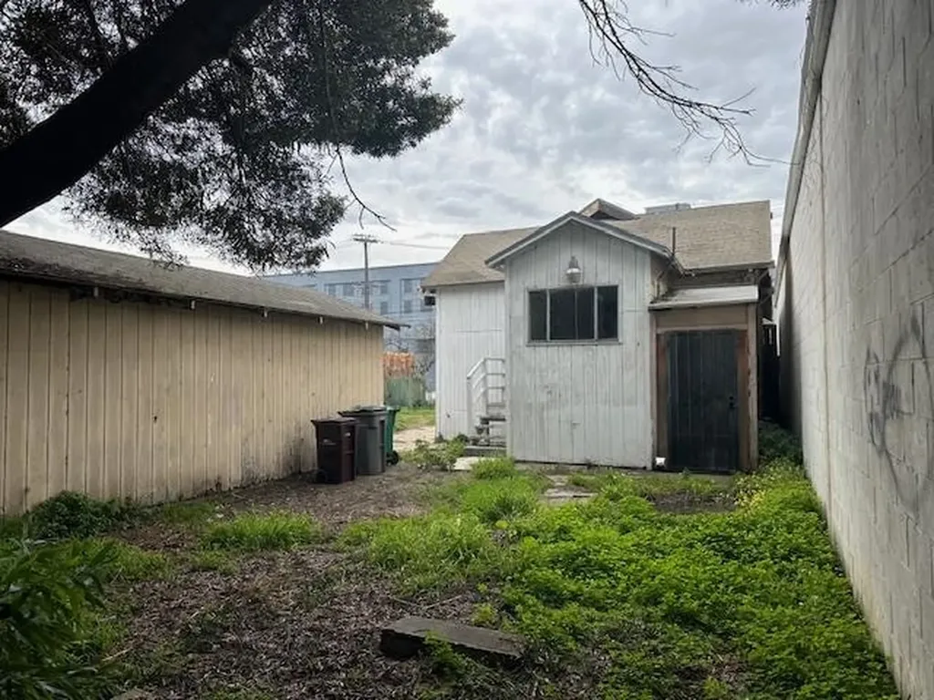 1024 50th Avenue Oakland CA 94601