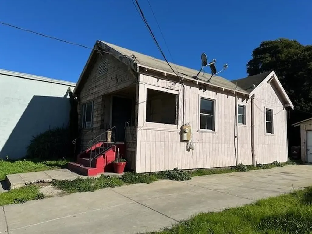 1024 50th Avenue Oakland CA 94601