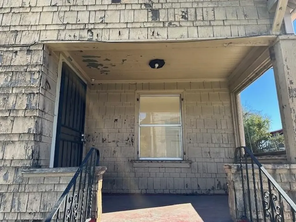 1024 50th Avenue Oakland CA 94601