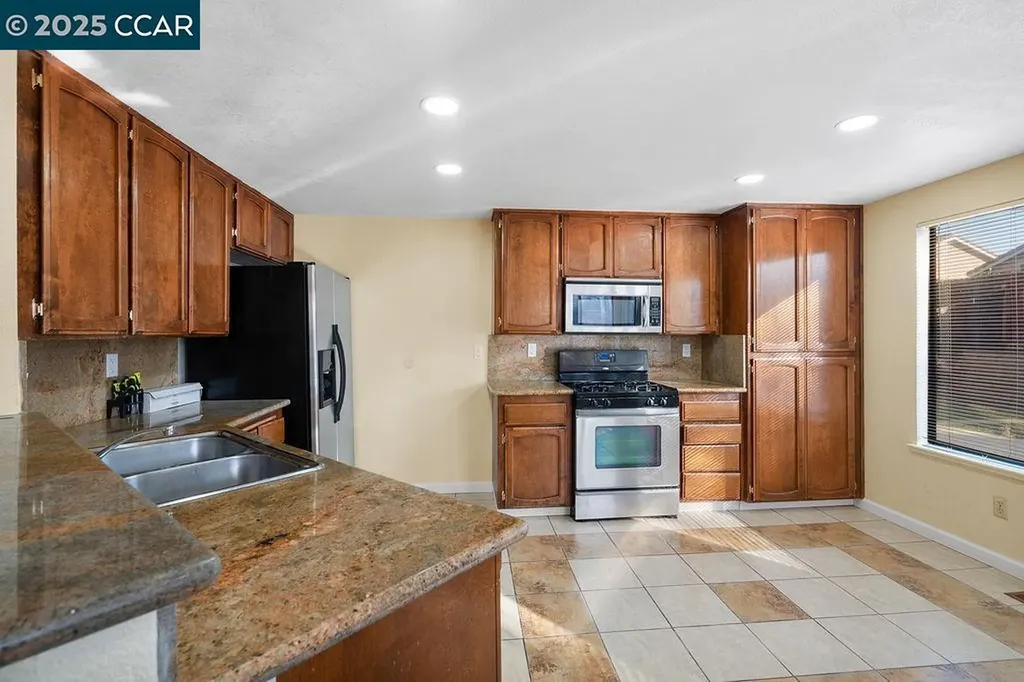 2125 Willow Avenue Antioch CA 94509