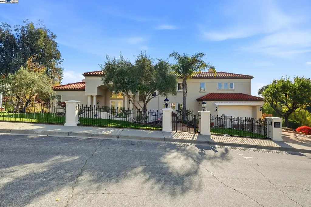 61 Montclaire Drive Fremont CA 94539