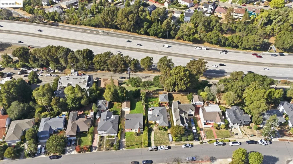 9670 Mountain Boulevard Oakland CA 94605