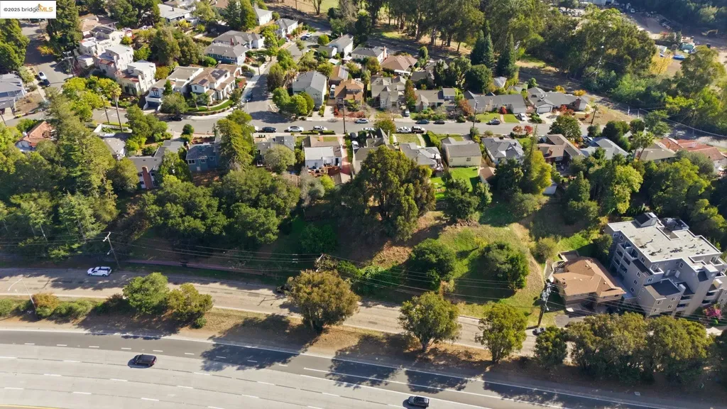 9670 Mountain Boulevard Oakland CA 94605
