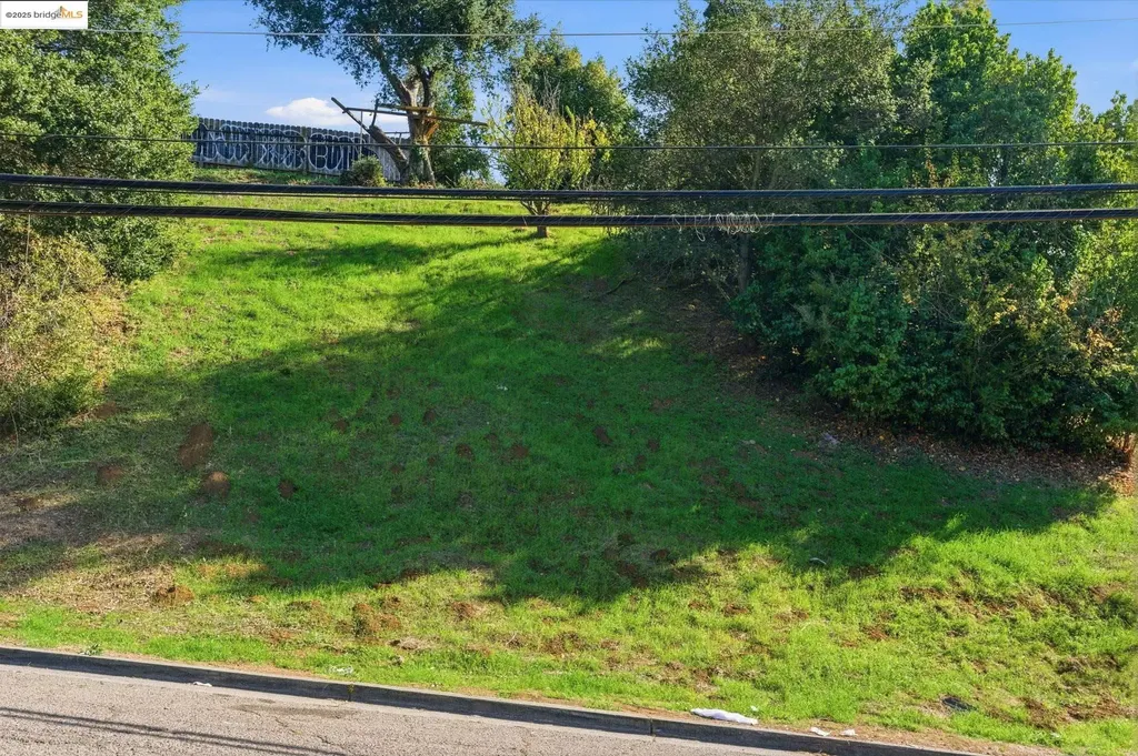 9670 Mountain Boulevard Oakland CA 94605