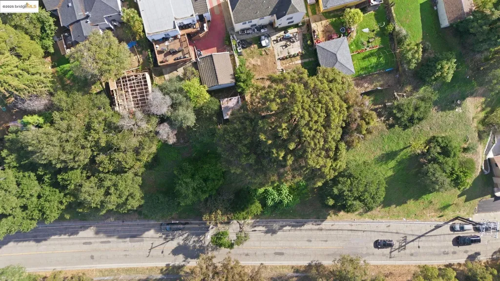 9670 Mountain Boulevard Oakland CA 94605