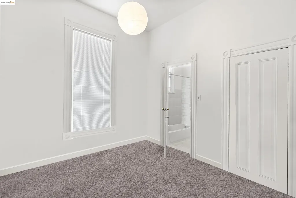 1432 12th Street Oakland CA 94607