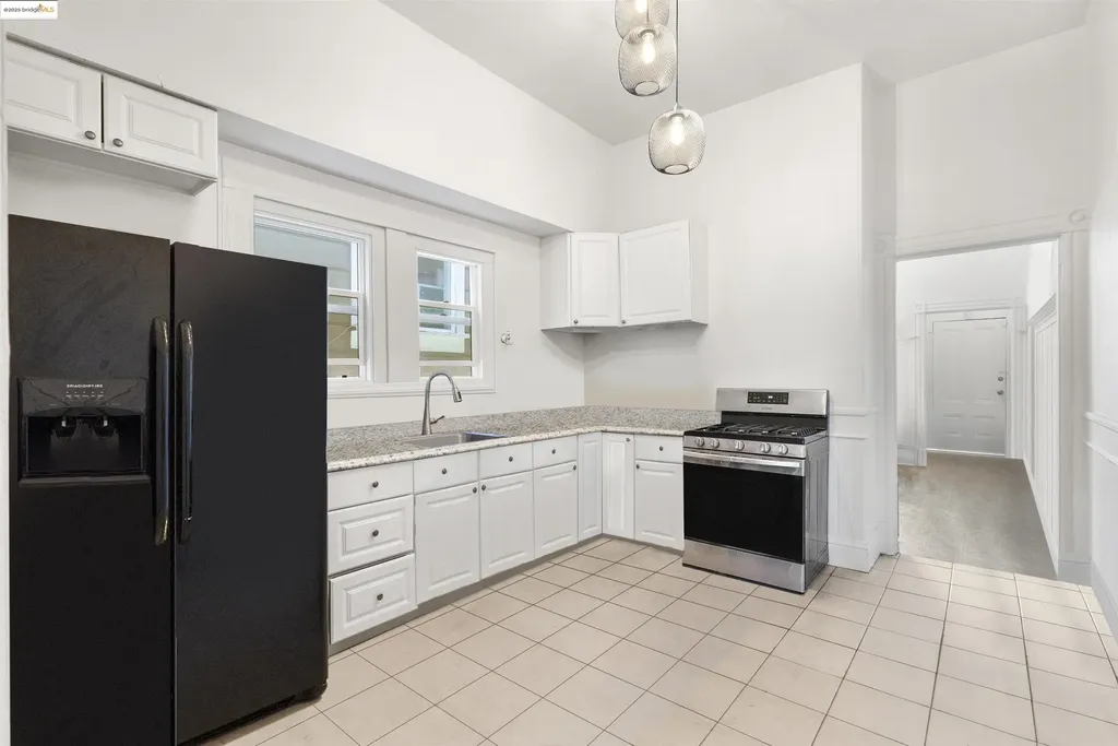 1432 12th Street Oakland CA 94607