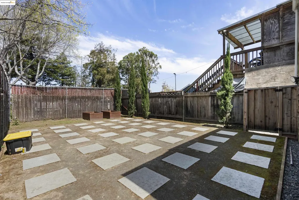 1432 12th Street Oakland CA 94607