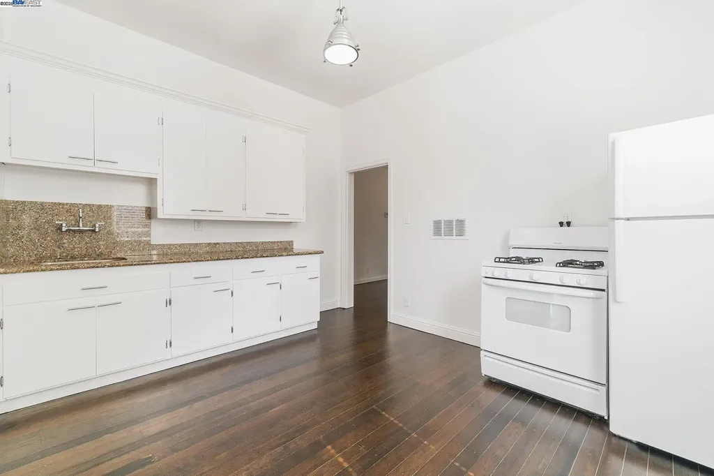 1000 Central Avenue Alameda CA 94501