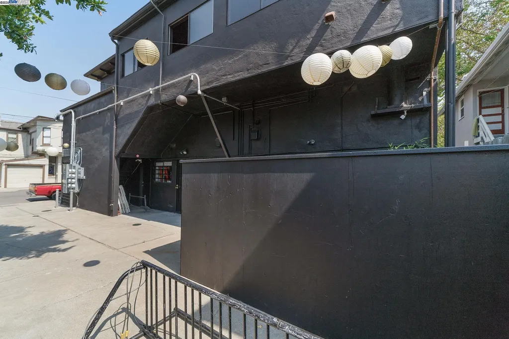 1000 Central Avenue Alameda CA 94501