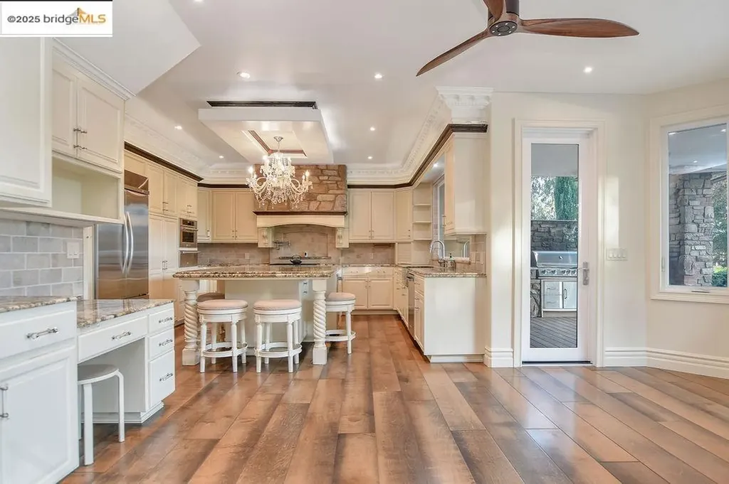 5580 Edgeview Drive Discovery Bay CA 94505