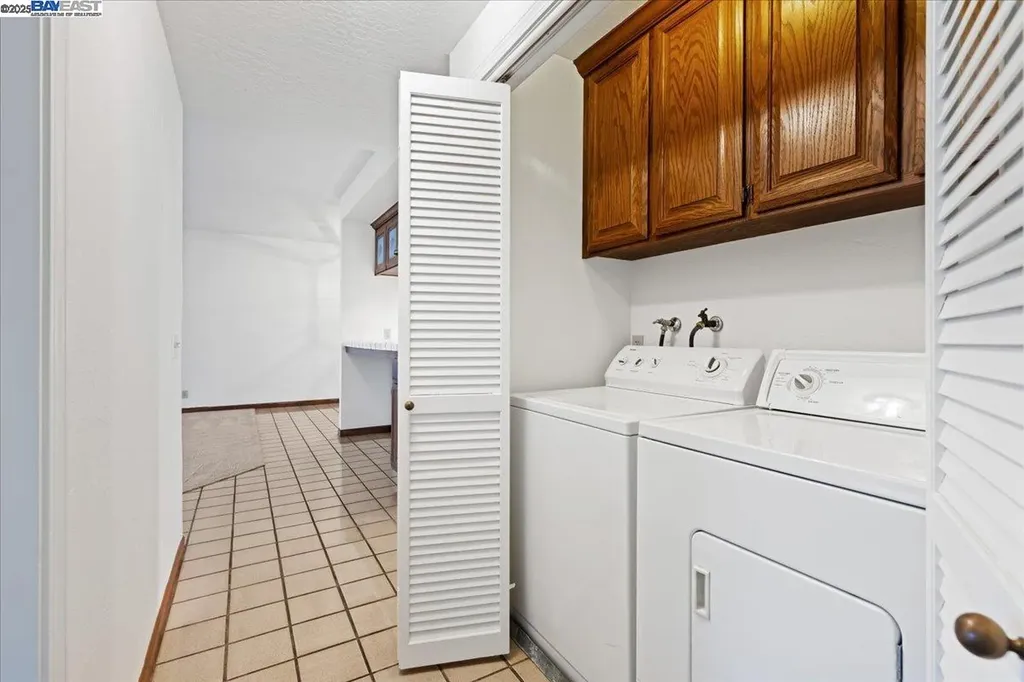 25912 Hayward Boulevard Hayward CA 94542