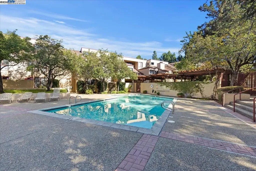25912 Hayward Boulevard Hayward CA 94542