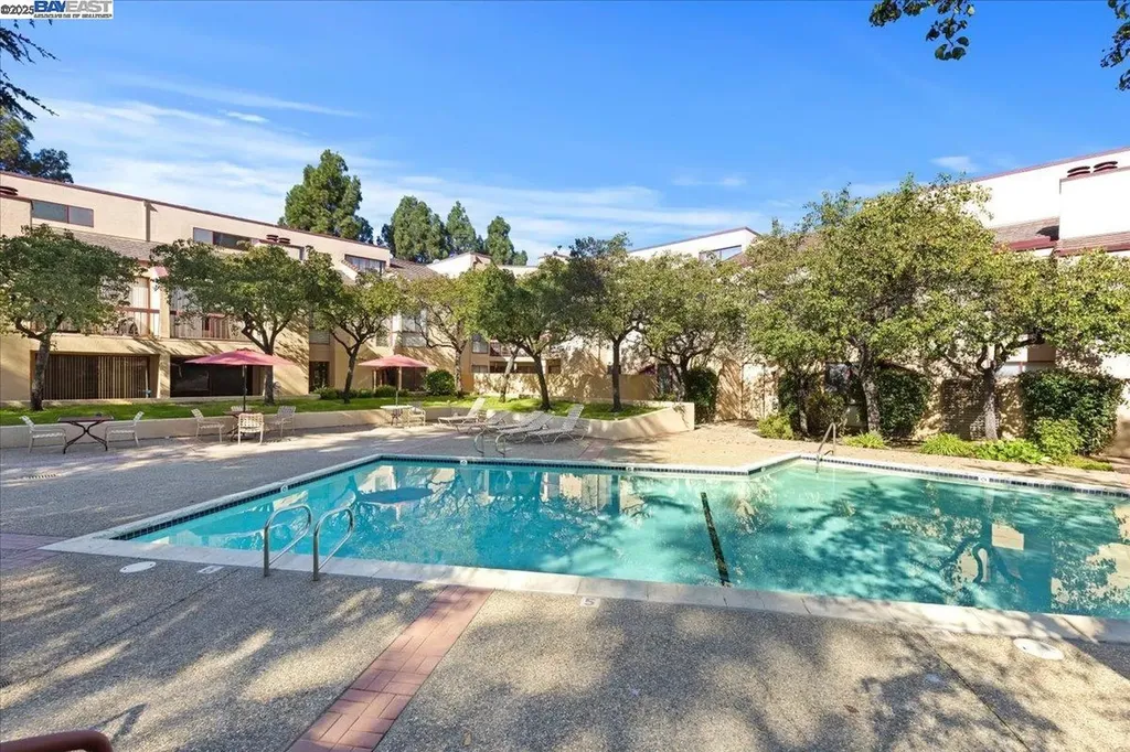 25912 Hayward Boulevard Hayward CA 94542
