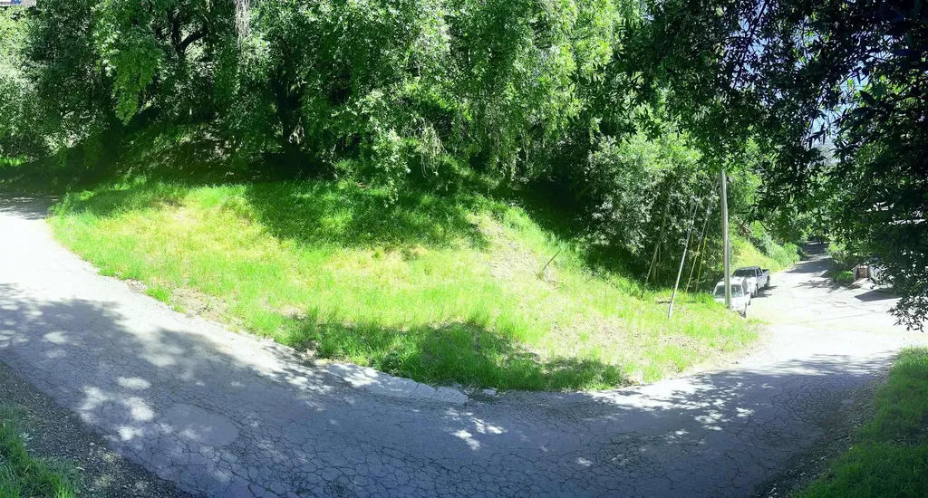 00 Willowbank Court Oakland CA 94611