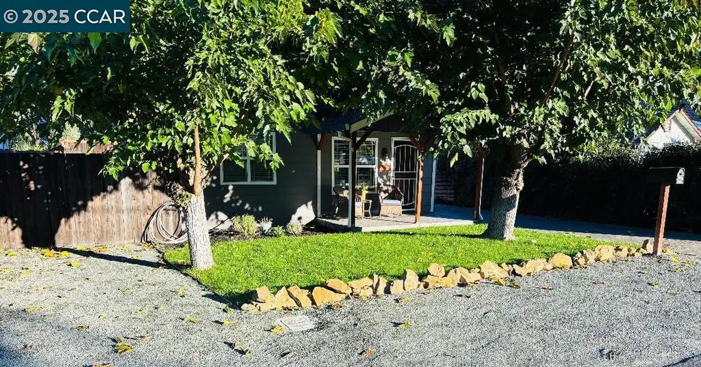 4245 Valley Avenue Martinez CA 94553