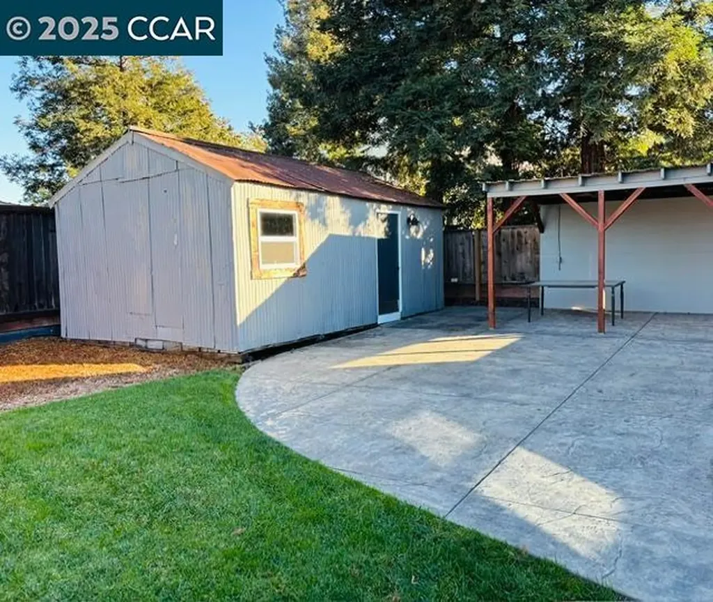 4245 Valley Avenue Martinez CA 94553