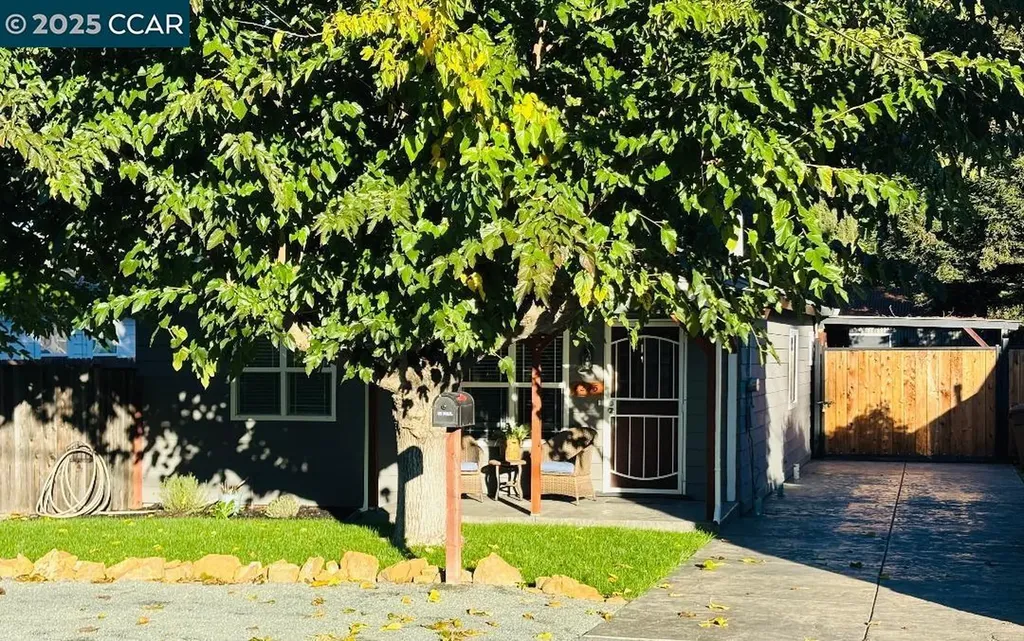 4245 Valley Avenue Martinez CA 94553