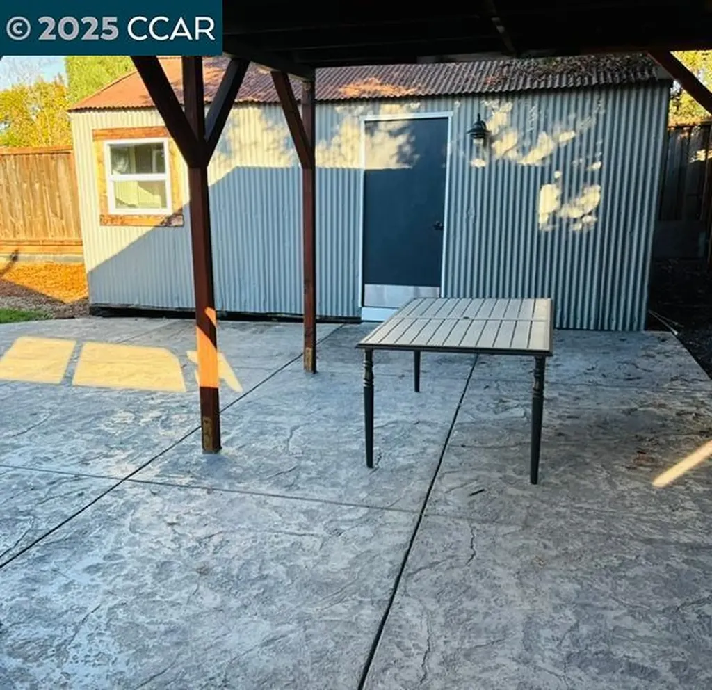 4245 Valley Avenue Martinez CA 94553