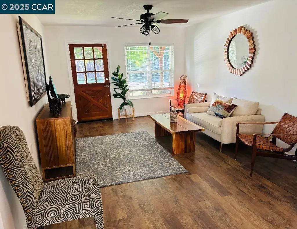 4245 Valley Avenue Martinez CA 94553