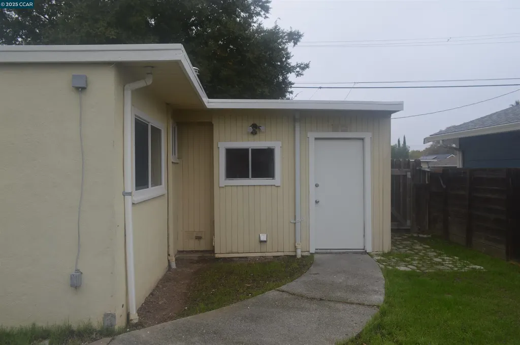 92 Beach Drive Bay Point CA 94565