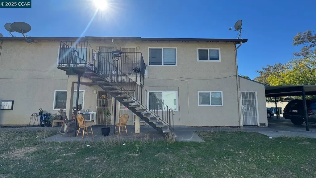 2208 Spanos Street Antioch CA 94509