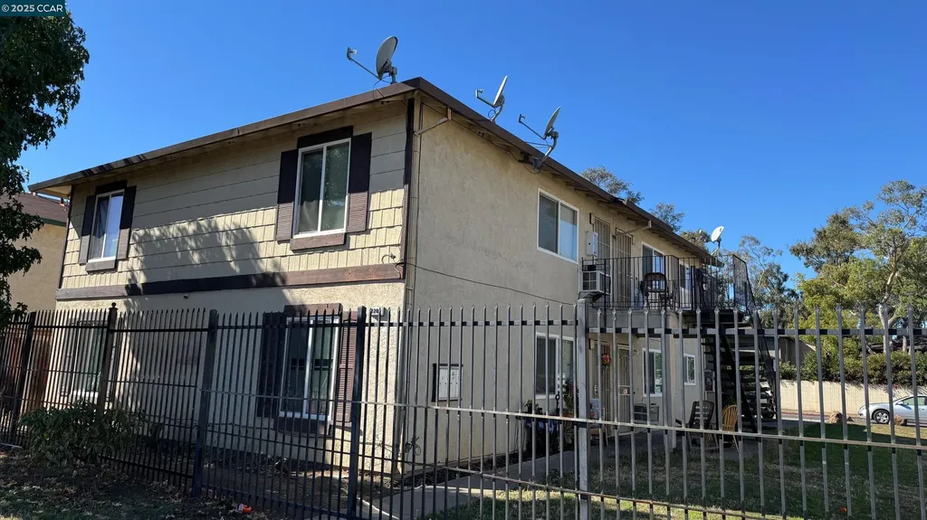 2208 Spanos Street Antioch CA 94509