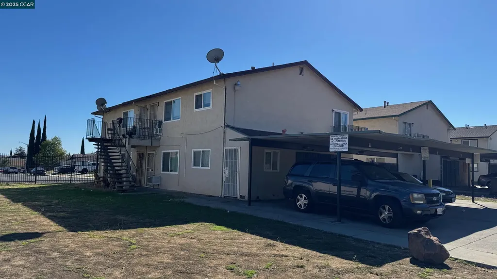 2208 Spanos Street Antioch CA 94509