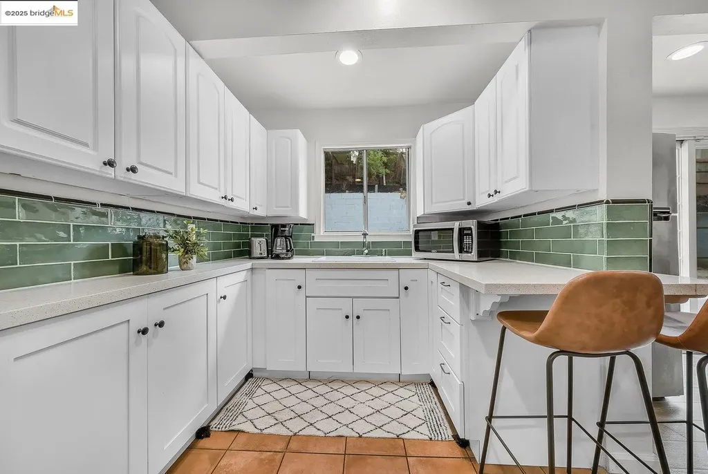 2162 35th Avenue Oakland CA 94601