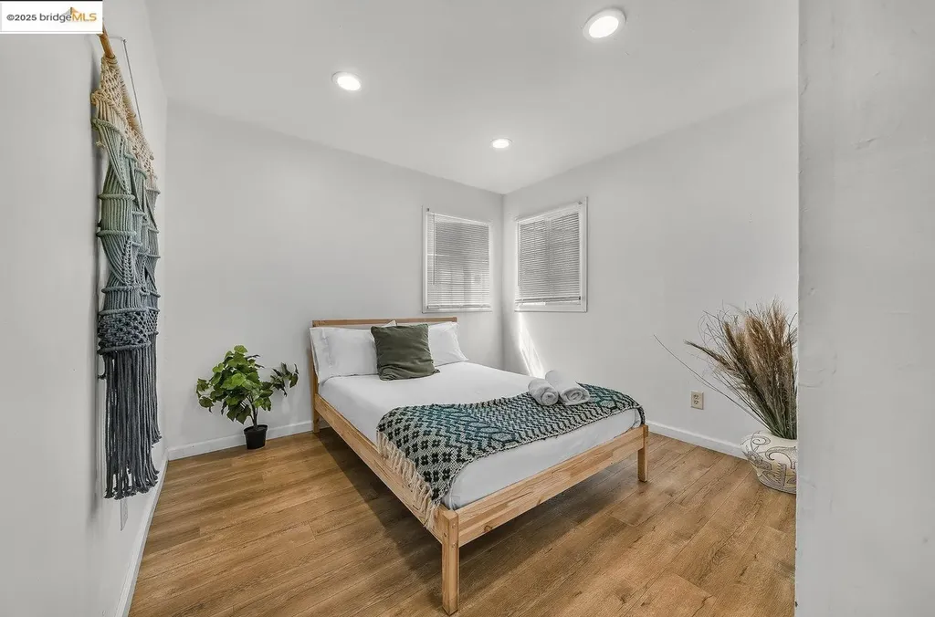 2162 35th Avenue Oakland CA 94601