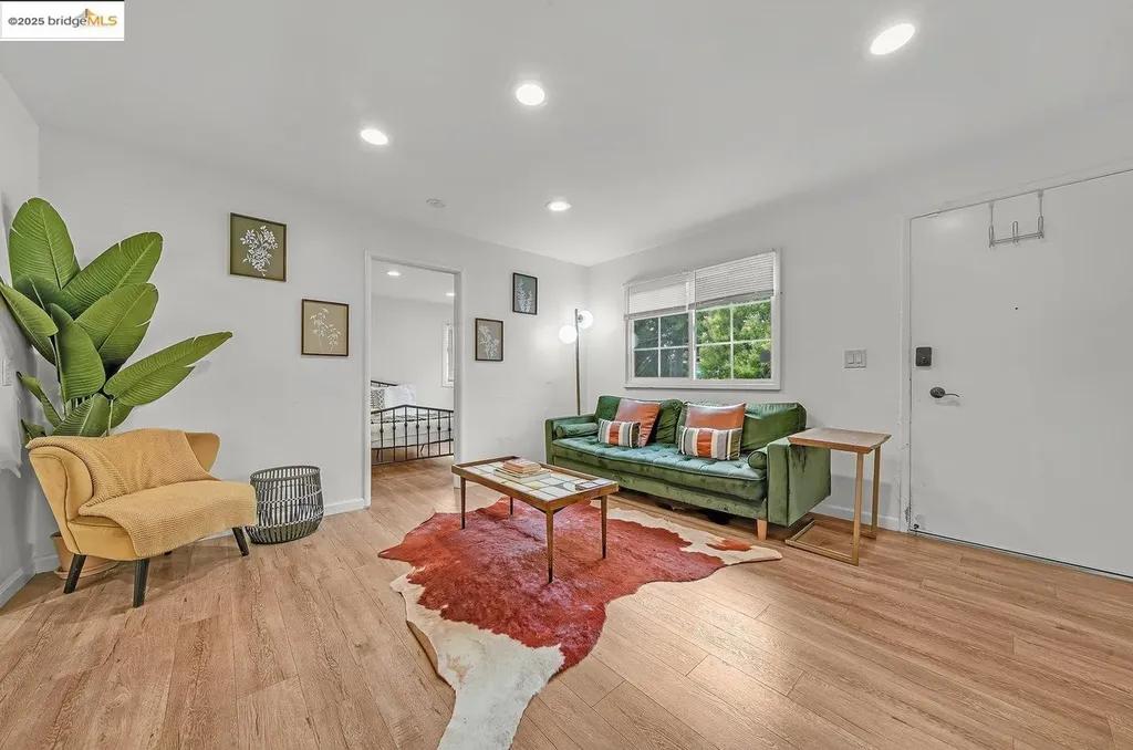 2162 35th Avenue Oakland CA 94601