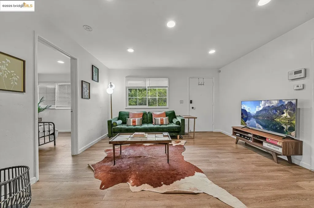 2162 35th Avenue Oakland CA 94601