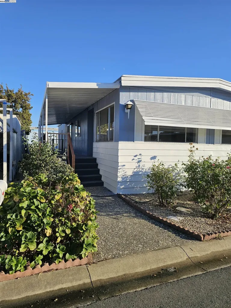 4141 Deepcreek Fremont CA 94555