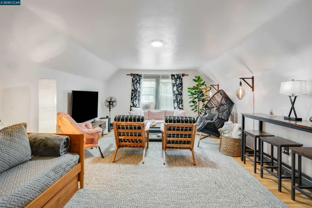 17 Hanns Avenue Vallejo CA 94590