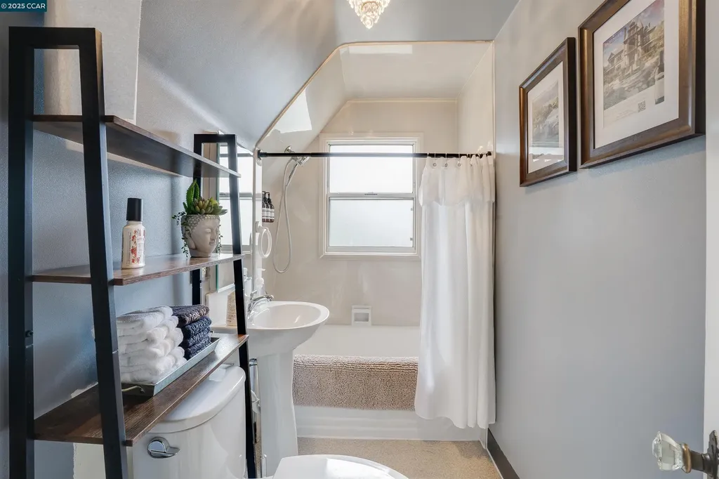 17 Hanns Avenue Vallejo CA 94590