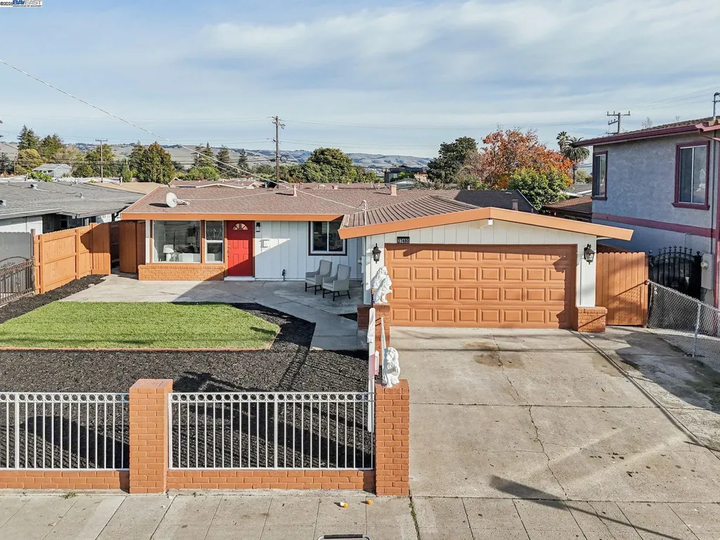 27480 Calaroga Avenue Hayward CA 94545