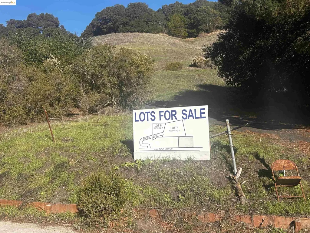 15 Abbie Lane El Sobrante CA 94803
