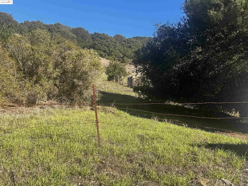 15 Abbie Lane El Sobrante CA 94803