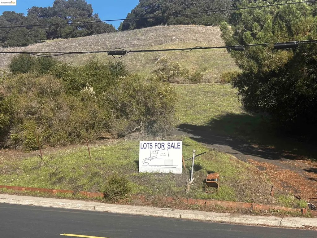 15 Abbie Lane El Sobrante CA 94803