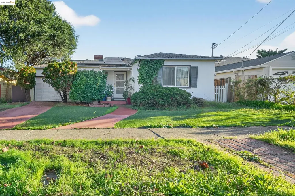 5716 Fresno Avenue Richmond CA 94804