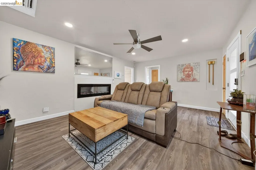 5716 Fresno Avenue Richmond CA 94804